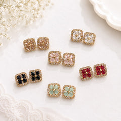Zircon Stud-224 (White)