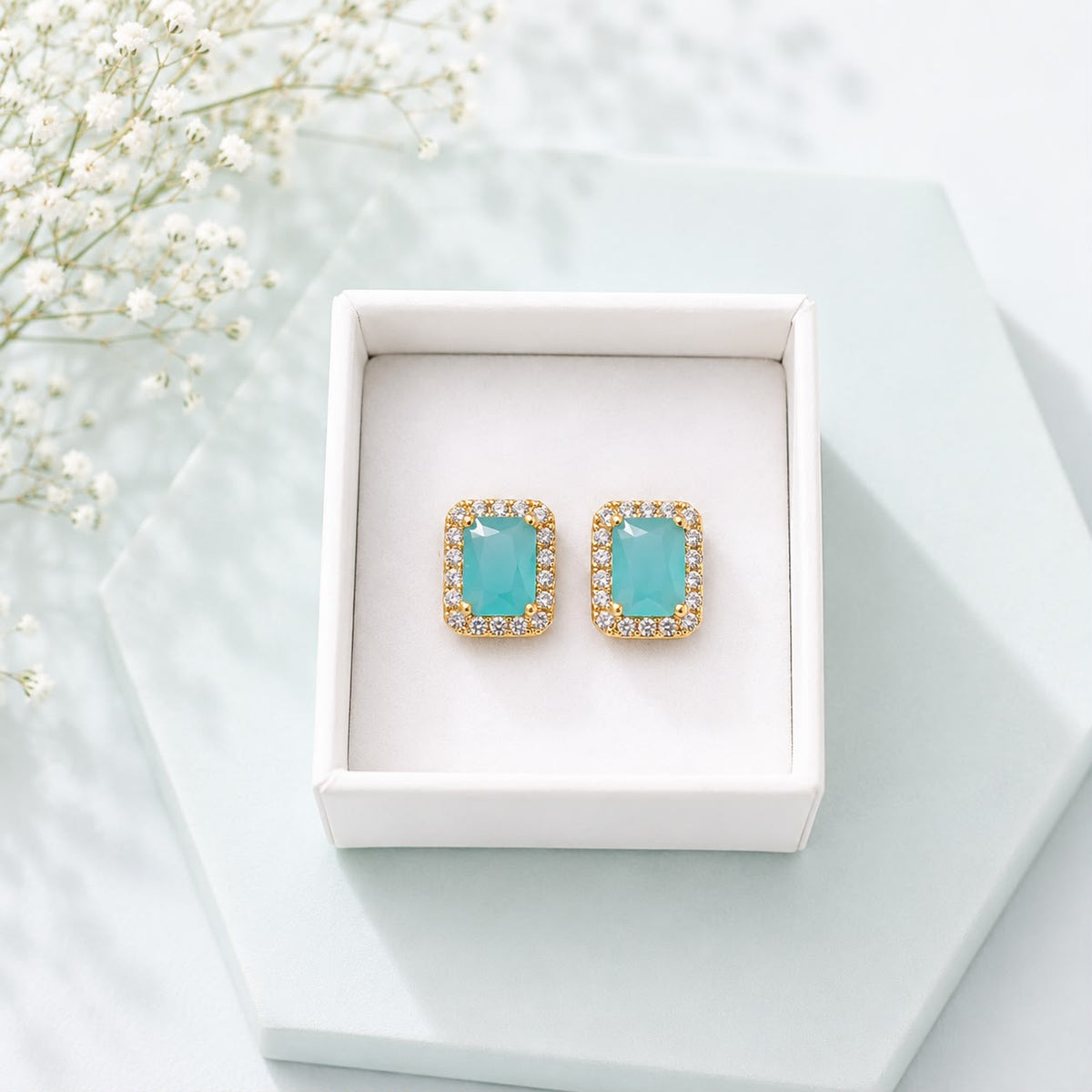 Zircon Stud-225 (Mint Green)