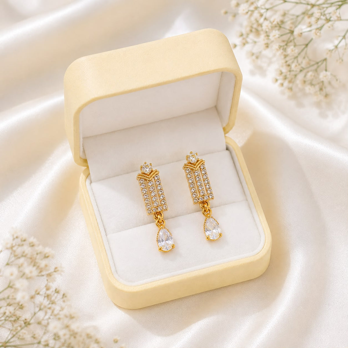 Zircon Earring-260 (White)