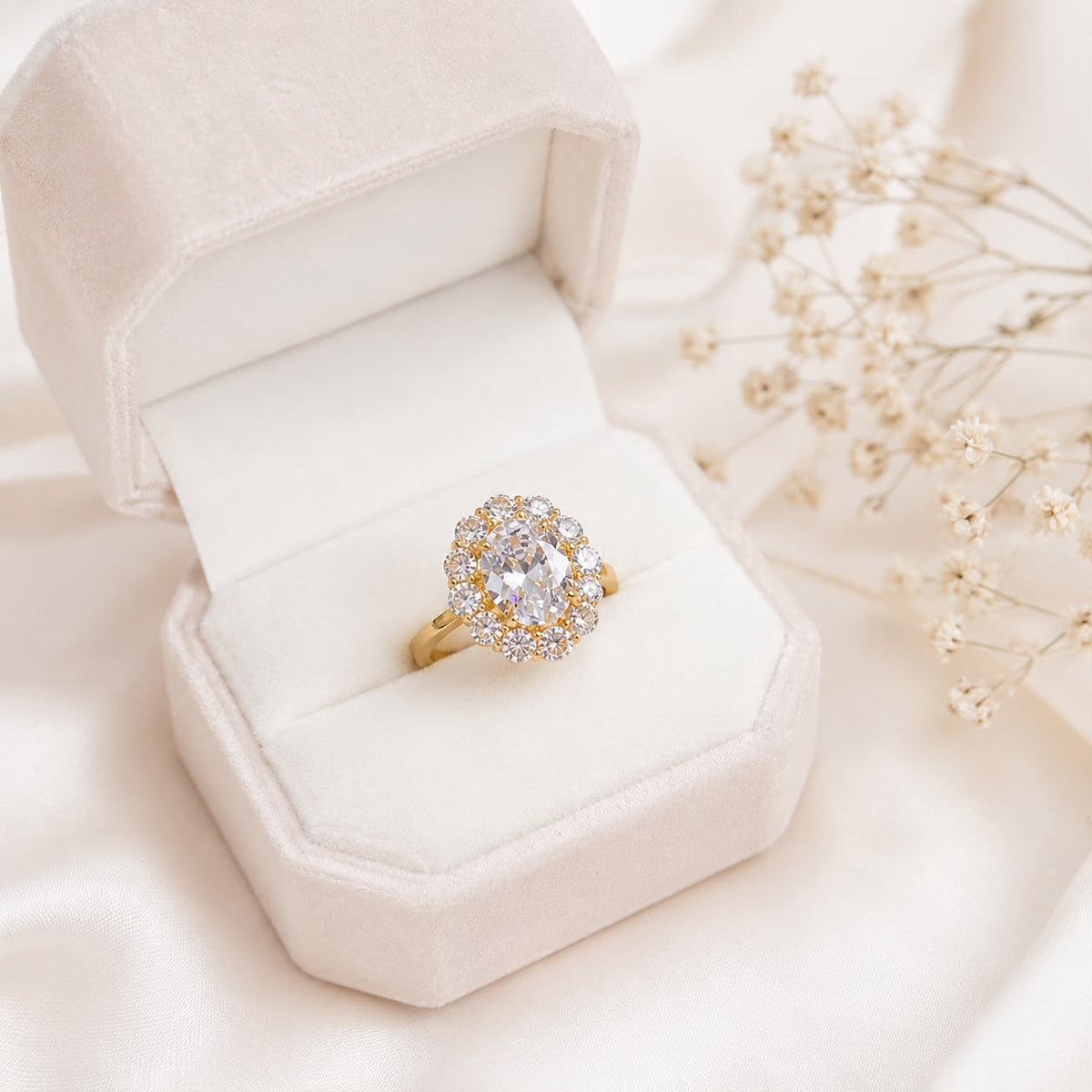 Zircon Ring-466 (Golden/White)