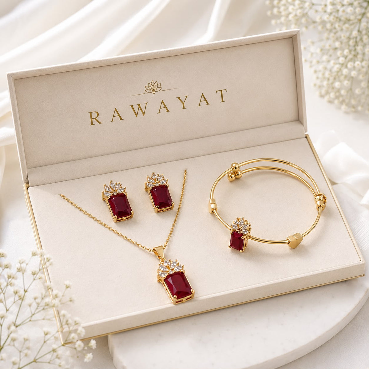 Zircon Locket Set-197 (Golden/Maroon)