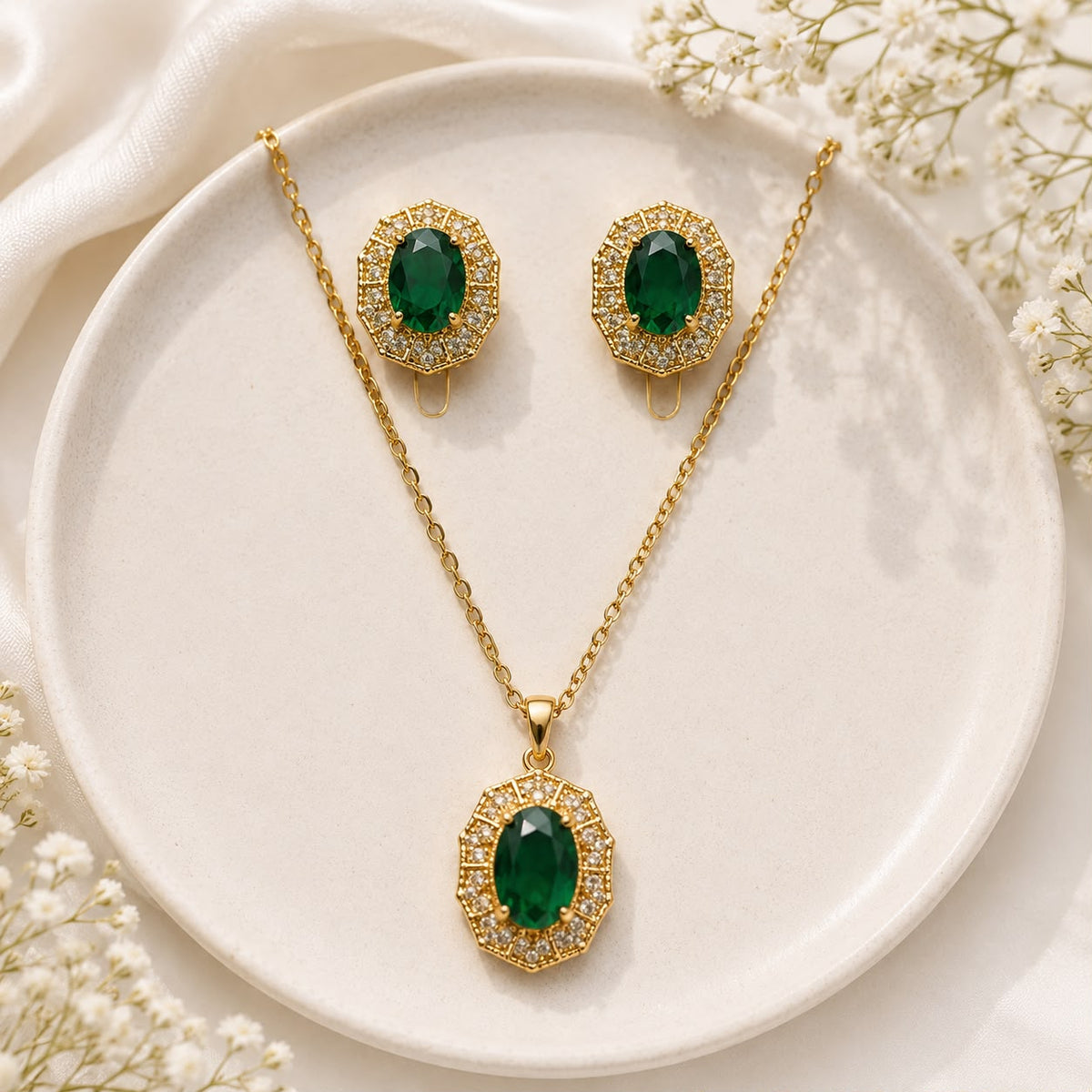 Zircon Locket Set-188 (Golden/Green)