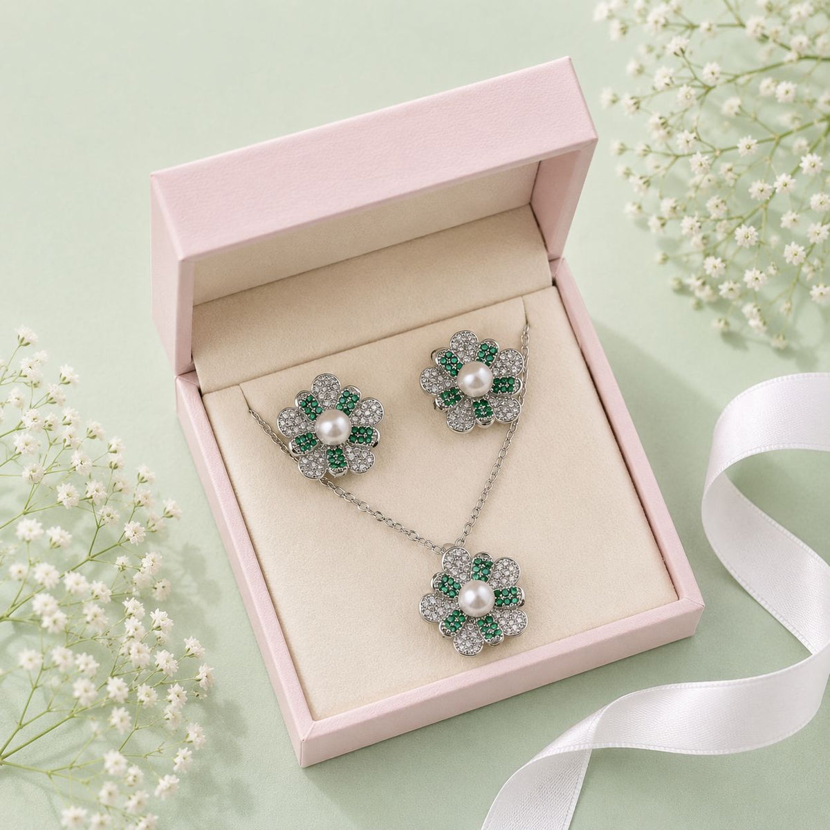 Zircon Locket Set-191 (Silver/Green)
