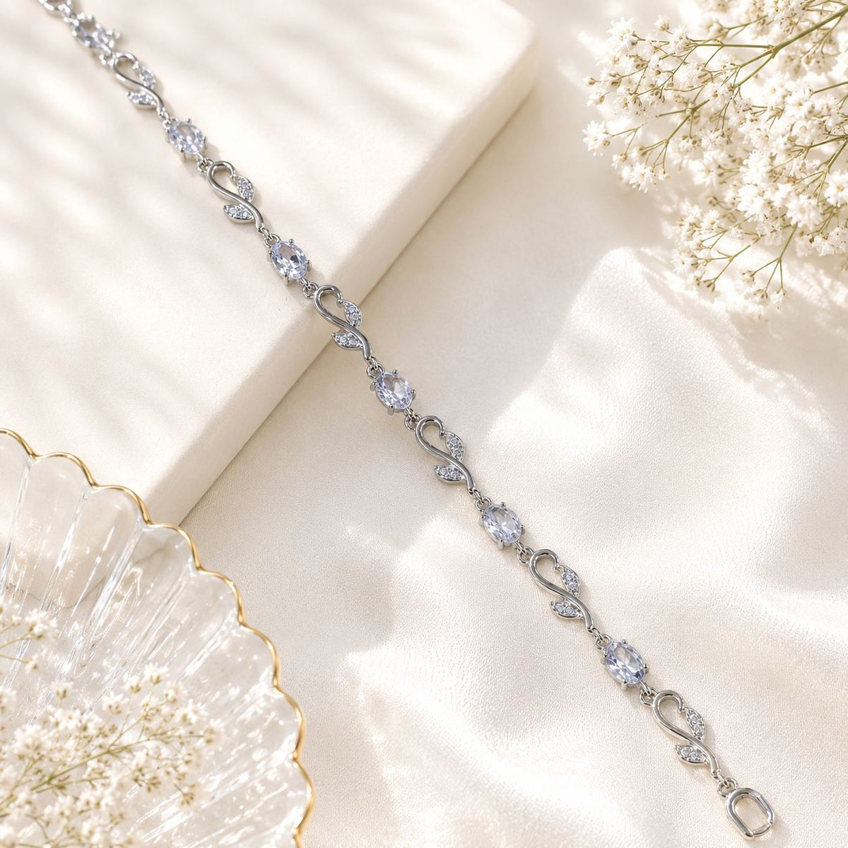Tulip Vine Bracelet (Silver)