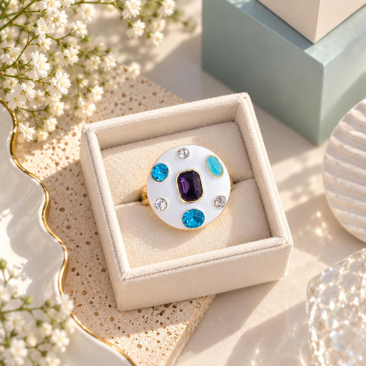 Gem Statement Ring (White)