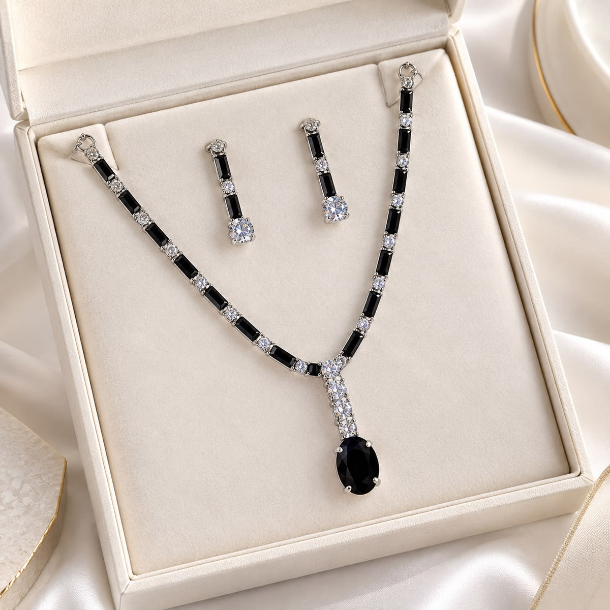 Zircon Necklace-64 (Silver/Black)