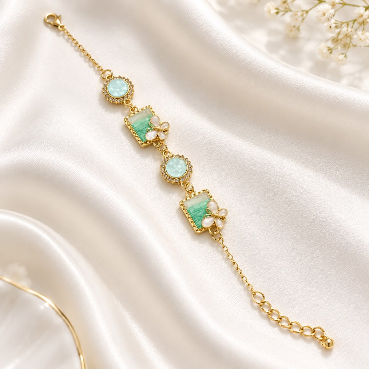 Resin Charm Bracelet-01 (Golden/Mint Green)