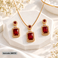 Zircon Locket Set-200 (Golden/Maroon)