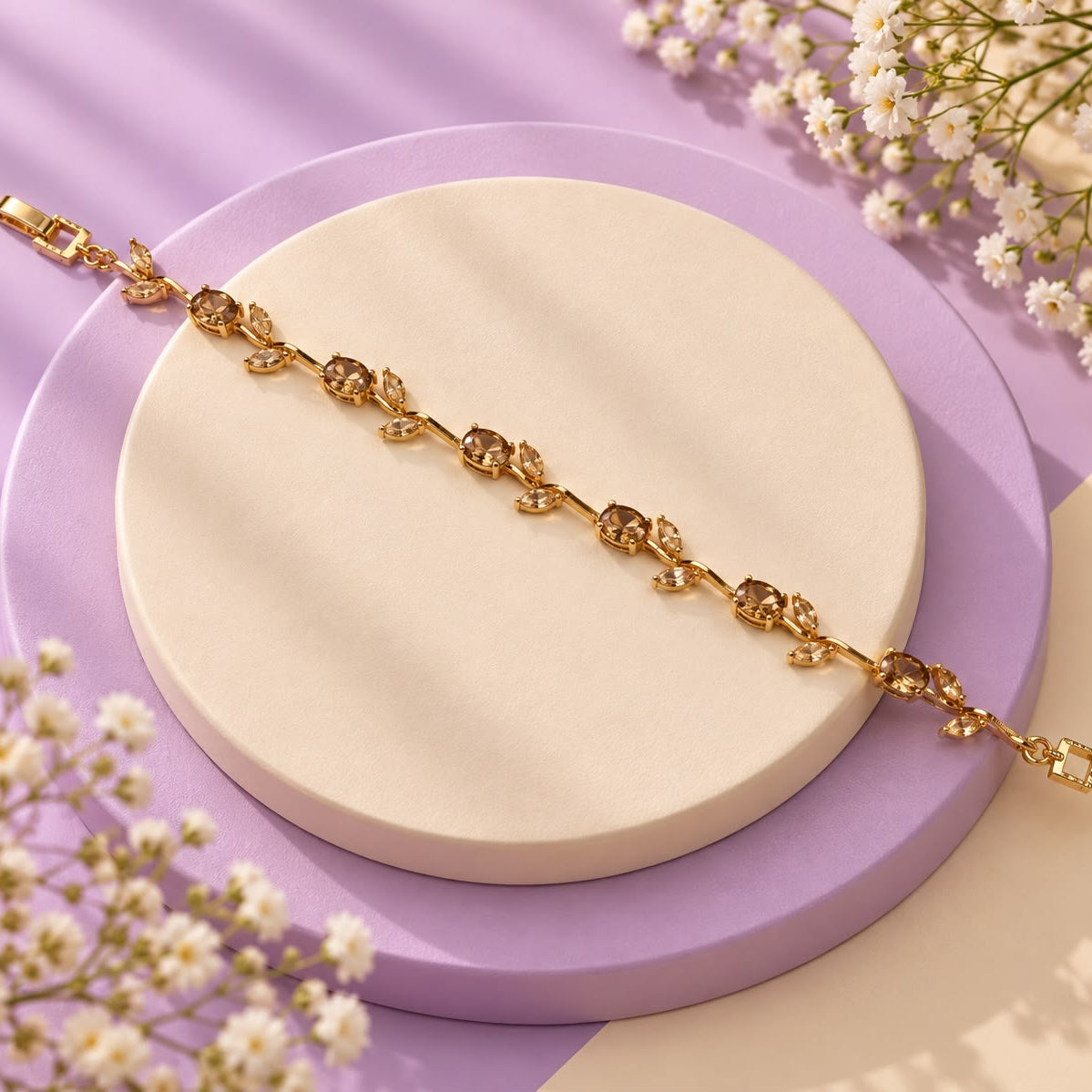 Tulip Bracelet (Golden)
