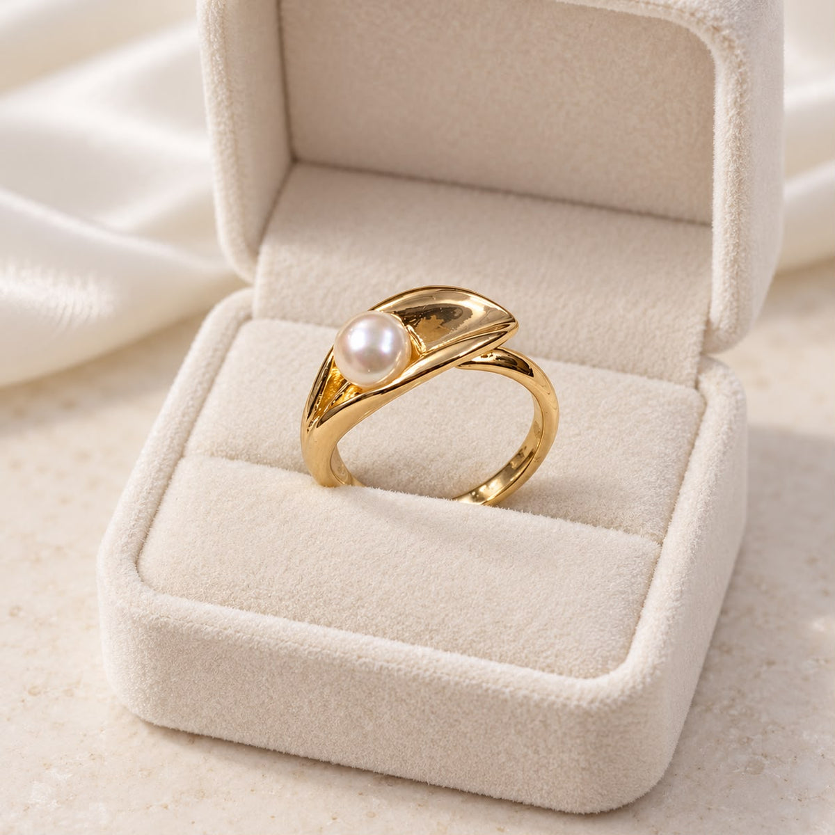 Stainless Steel Ring-230 (Pearl)