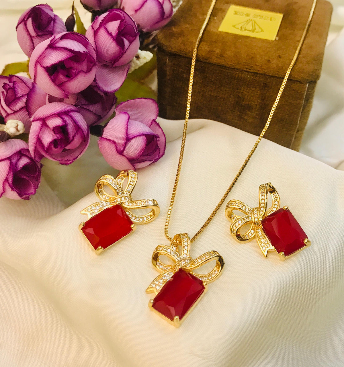 Zircon Locket Set-37 (Ruby)