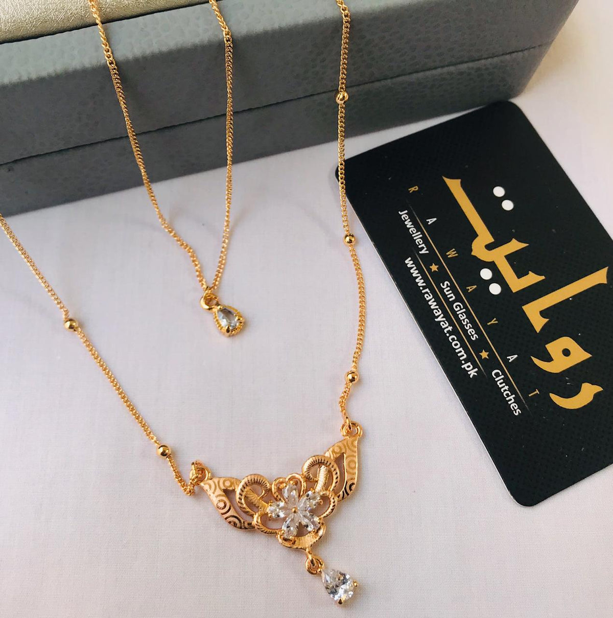 Zircon Pendant-09