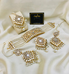 Rameesha (Pearl)