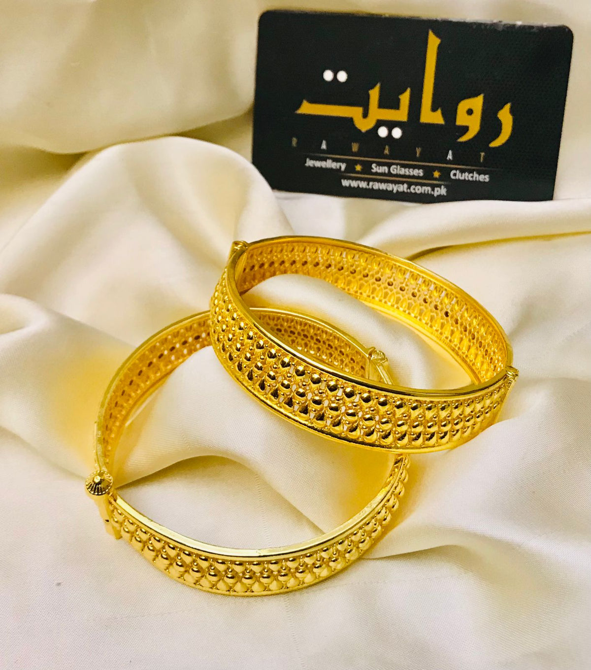 Madrasi Openable Kara-72