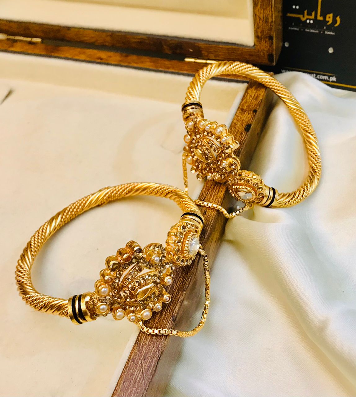 Braided Kara-71 (Golden)