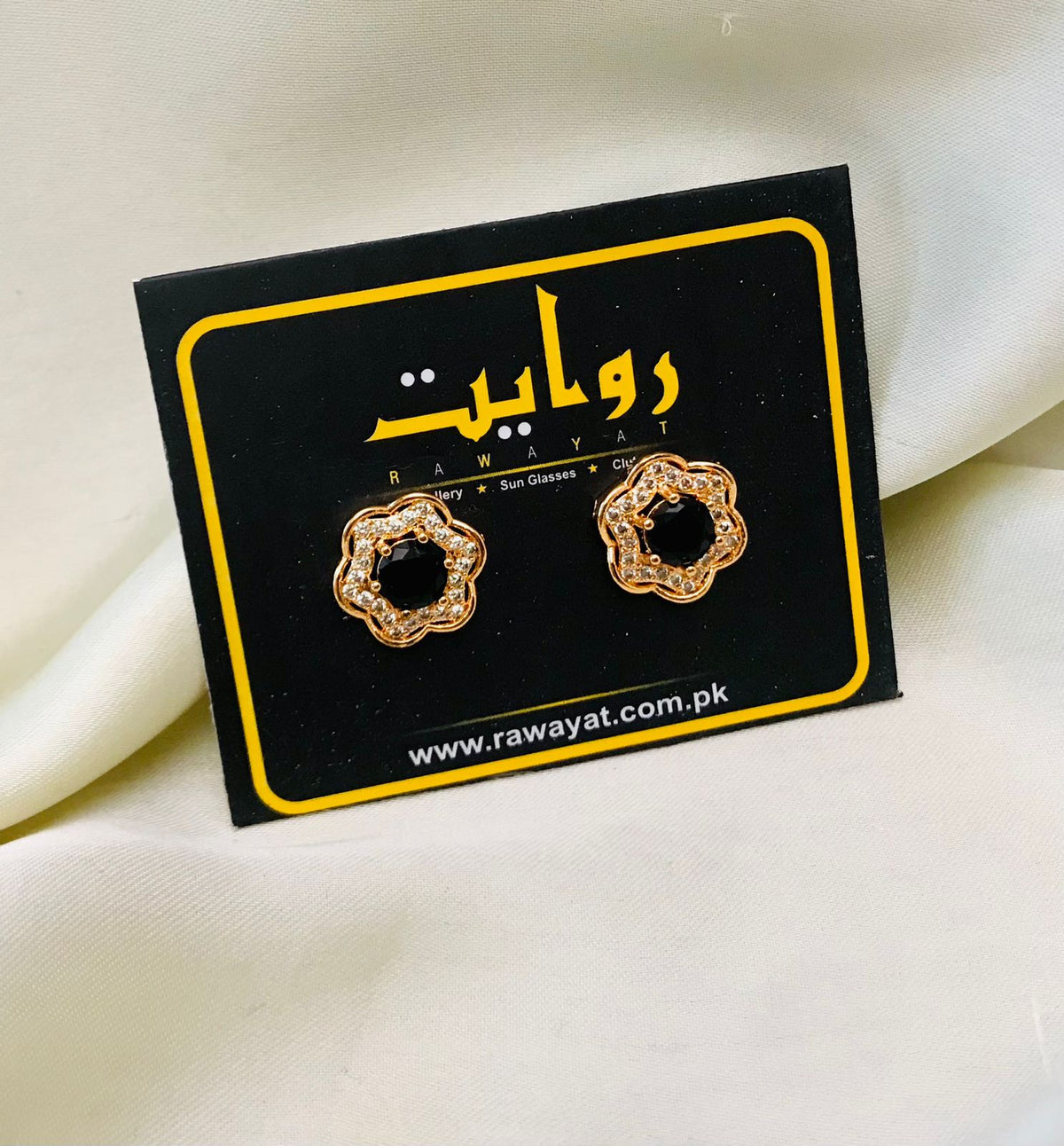Zircon Studs-49 (Black)