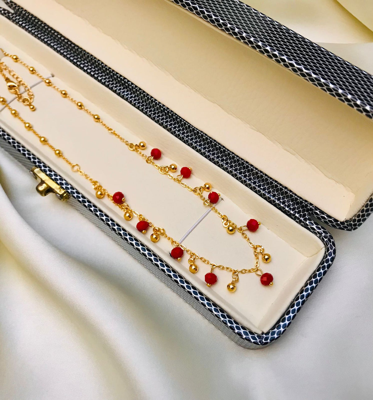 Gold Chain-53 (Red)